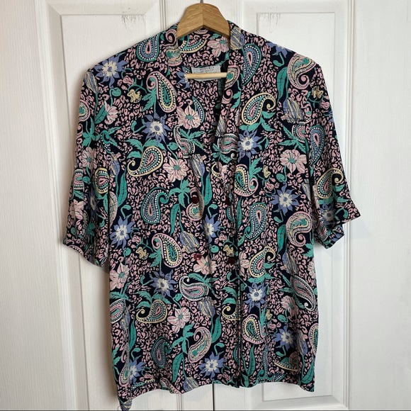 Double Breasted Retro Patterned Blouse - Picture 5 of 10